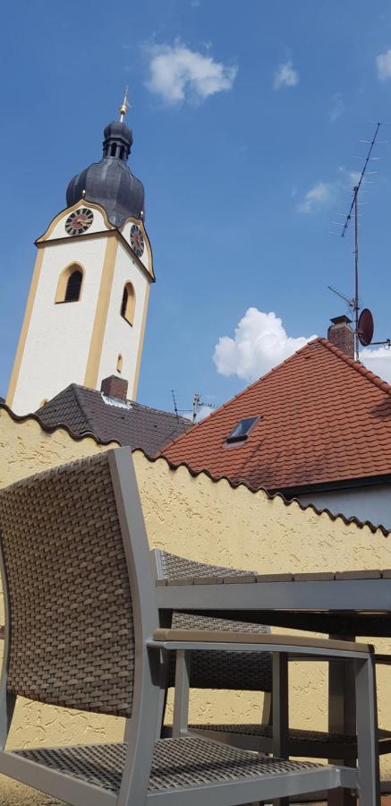 Boardinghouse Marktplatz شفاندورف إن بايرن المظهر الخارجي الصورة