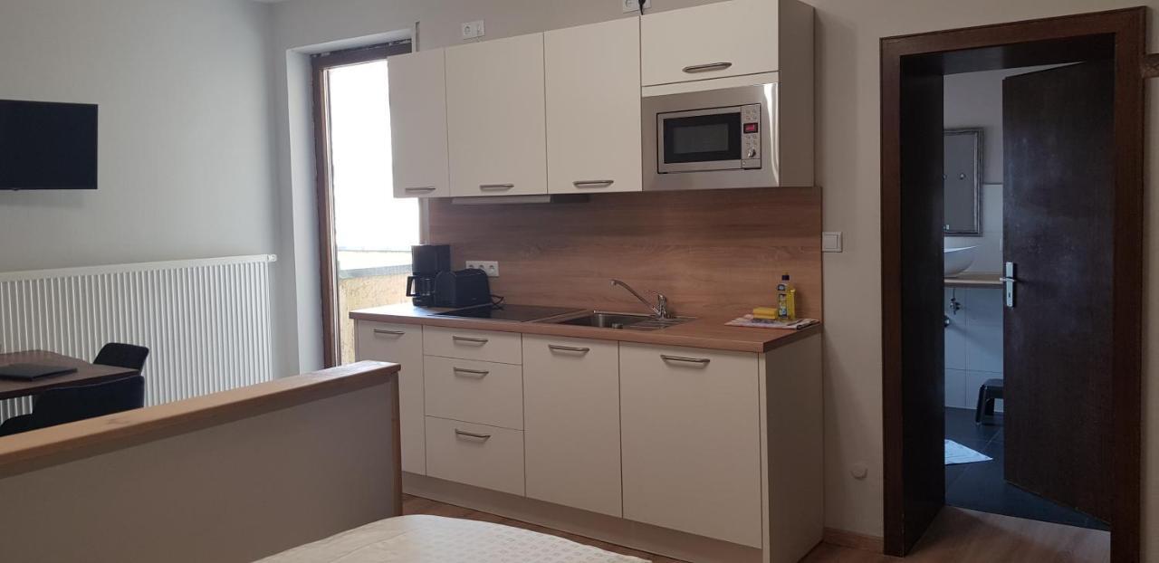 Boardinghouse Marktplatz شفاندورف إن بايرن المظهر الخارجي الصورة